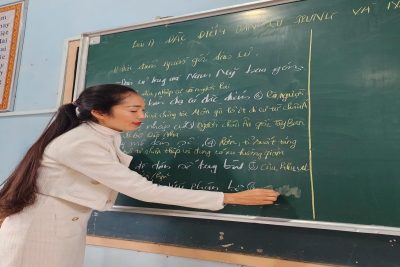 TỔ SỬ-ĐỊA-ANH:MÔN LỊCH SỬ VÀ ĐỊA LÍ TÍCH CỰC ĐỔI MỚI  PHƯƠNG PHÁP DẠY HỌC